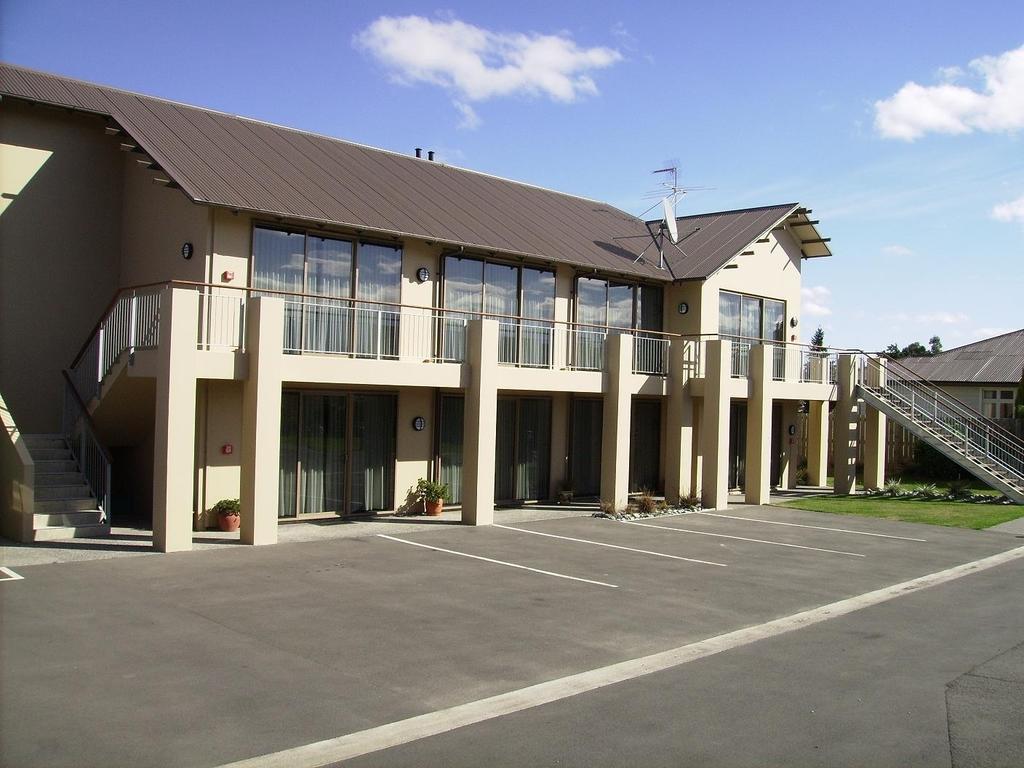 Methven Motel & Apartments Екстериор снимка